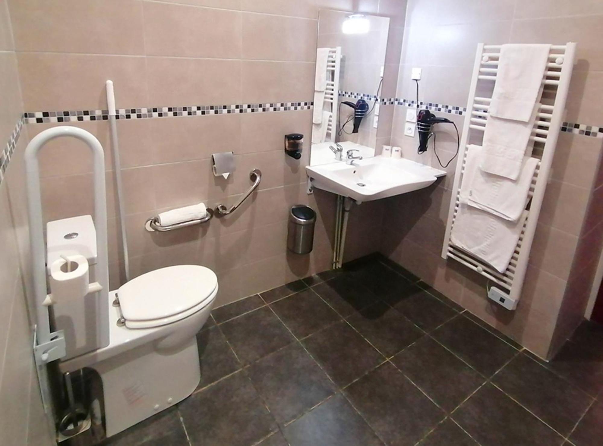 Hotel Le Dormeux Mehun-sur-Yevre Buitenkant foto