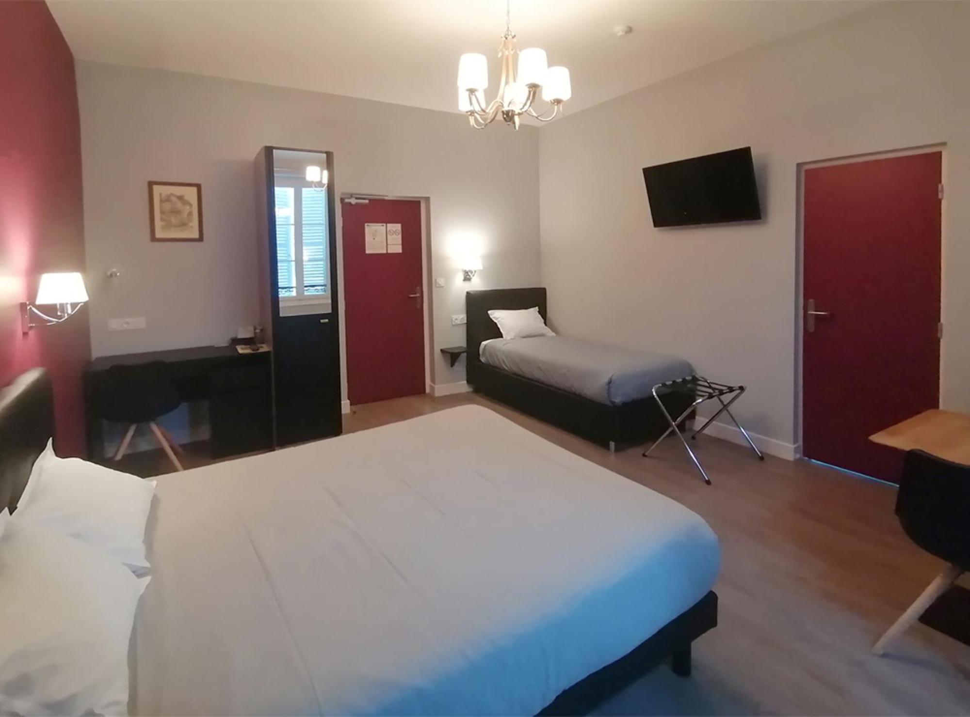 Hotel Le Dormeux Mehun-sur-Yevre Buitenkant foto