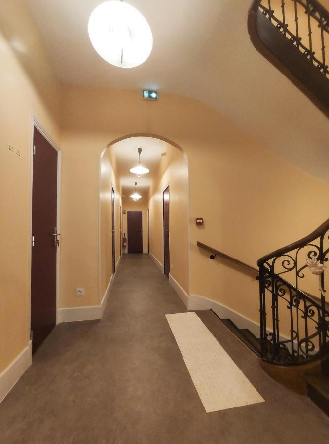 Hotel Le Dormeux Mehun-sur-Yevre Buitenkant foto
